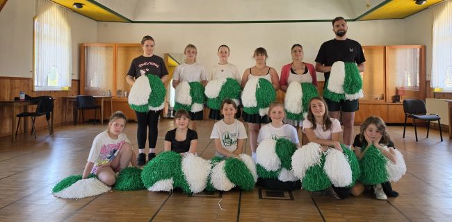Cheer- & Showtanzgruppe "Greenlight Flames"